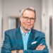 Dr. Jörg W. Klose – Ihr Fachanwalt für Steuerrecht und Notar in Flensburg 2 Dr. Jörg W. Klose, Fachanwalt für Steuerrecht und Notar, in seiner Kanzlei in Flensburg bei der Beratung